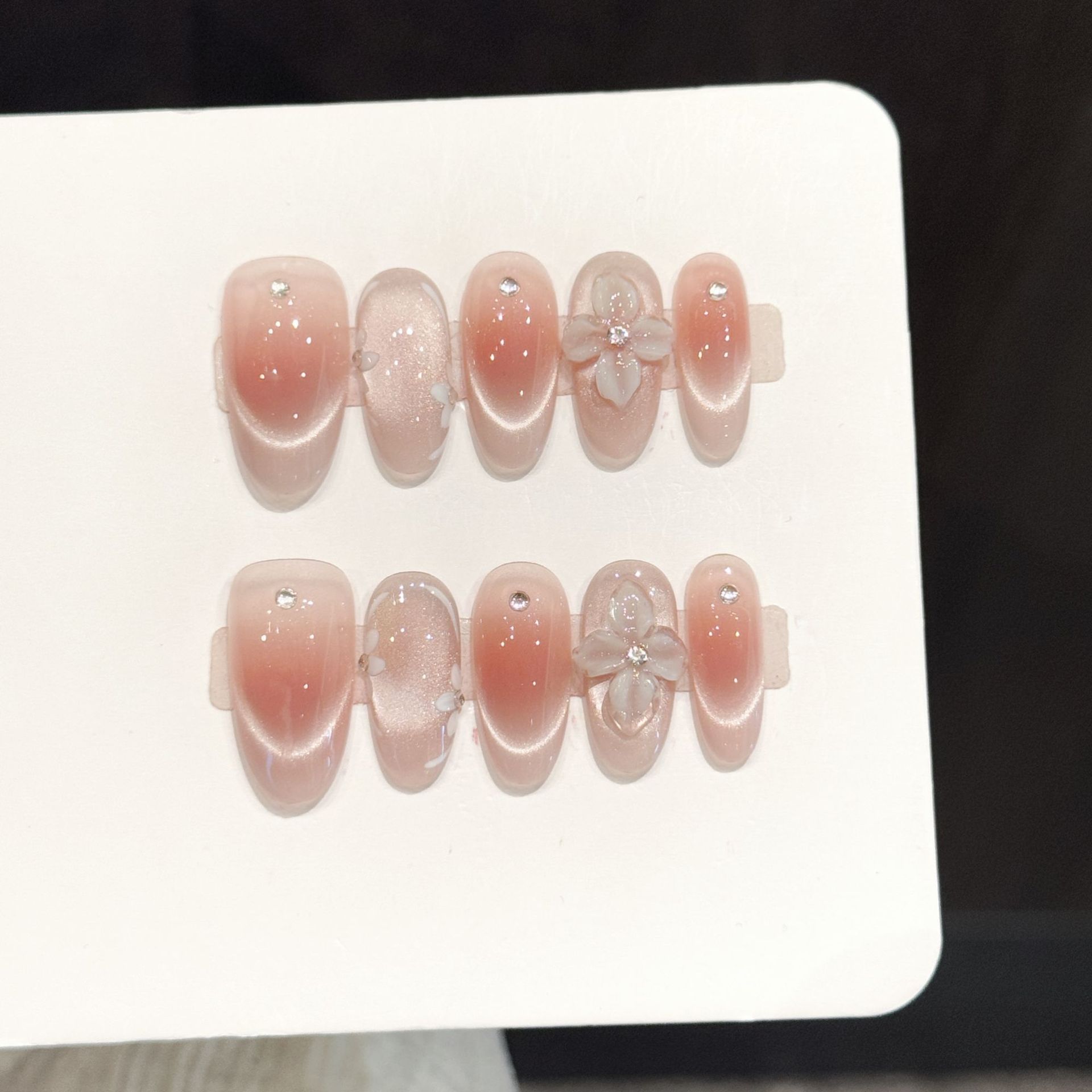 เล็บปลอมแบบกดติด 10 ชิ้น ทำมือ - Pressed Flower Art บทวิจารณ์และราคา